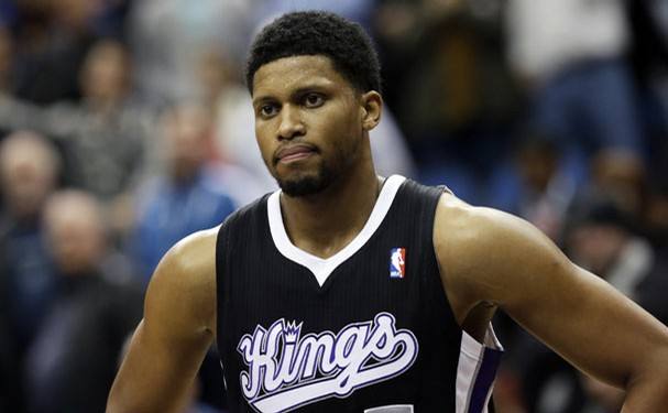 队出场超过 队出场超过