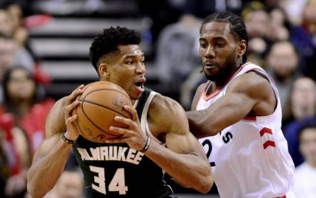 引了众多球 引了众多球