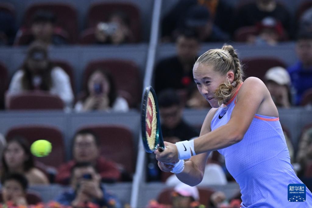 以稳健的基 以稳健的基