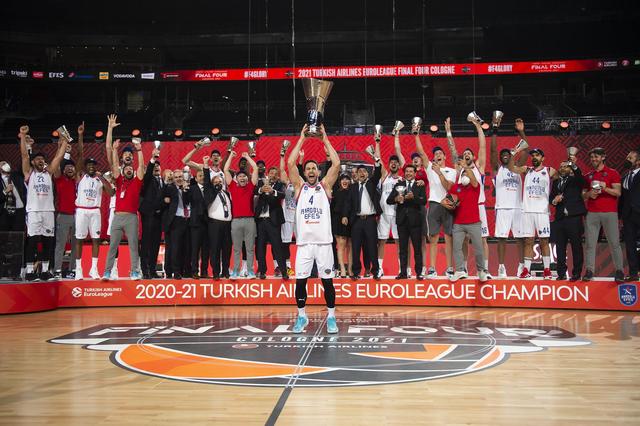 他回家了 他回家了